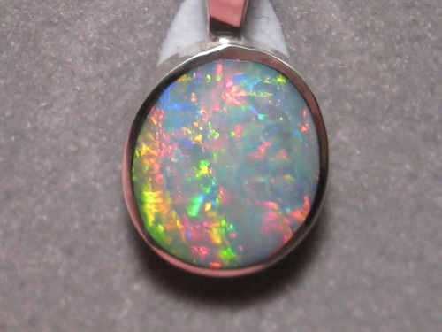 Roter mehrfarbiger opal - roter,