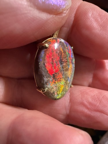 Vintage 11ct boulder opal - 11ct, 8