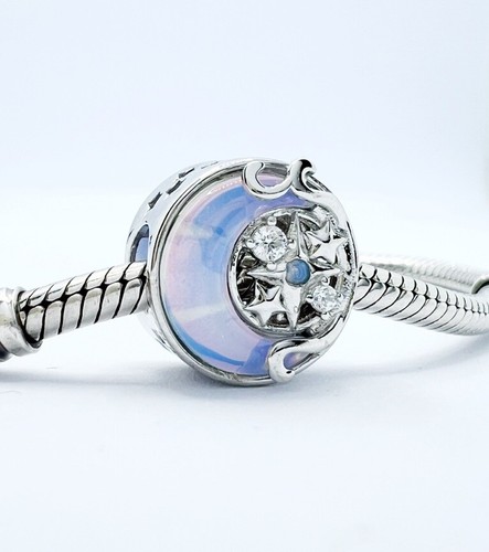 Opal mond charm bead - opal,
