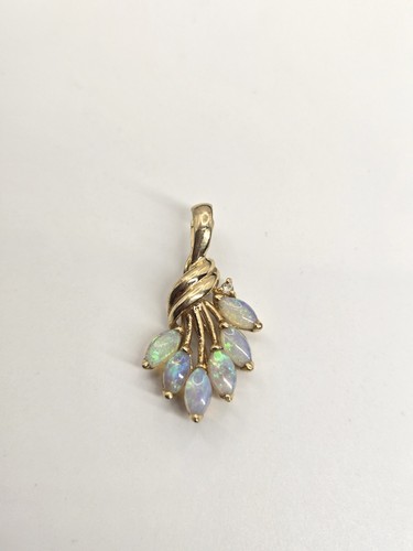 14kt gold opal - 14kt,
