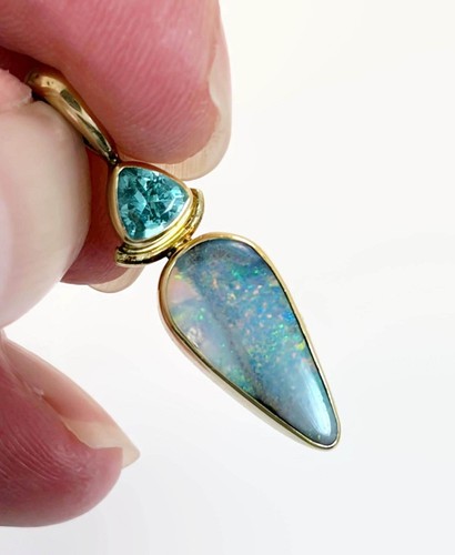 Opal anhänger 18k - opal, anhänger,