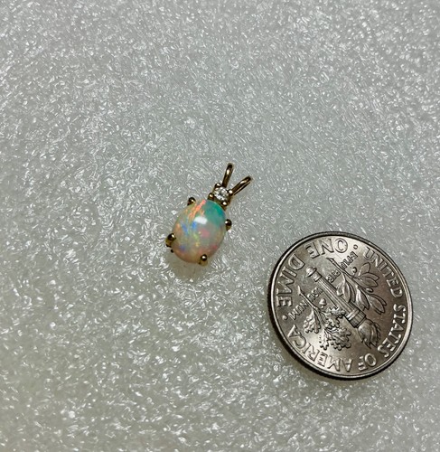 Australischer opal und - und, diamant